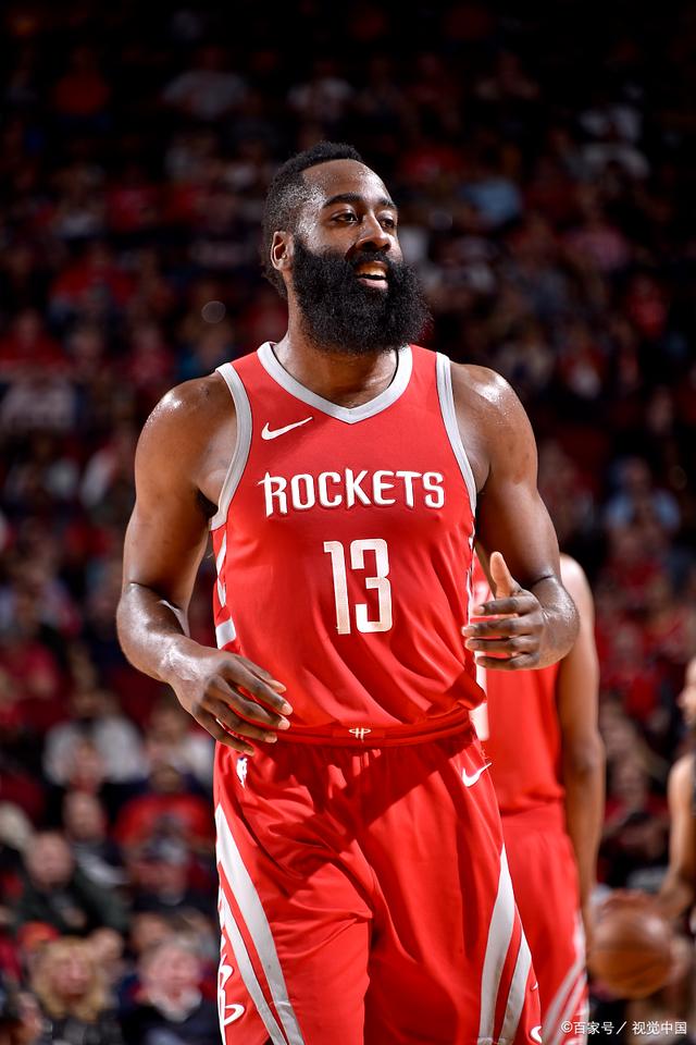 利物浦官方：战毕包将首次穿新主场球衣，社区盾穿新客场球衣（利物浦官宣：战毕尔巴鄂首穿新主场球衣，社区盾披全新客场战袍）