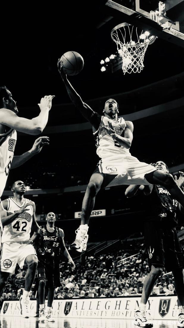 梅西决赛2助攻！率队3-1首次夺冠，一夜又创纪录：生涯47次捧杯（梅西决赛两助攻，率队3-1摘队史首冠，一夜再刷纪录：生涯第47冠）