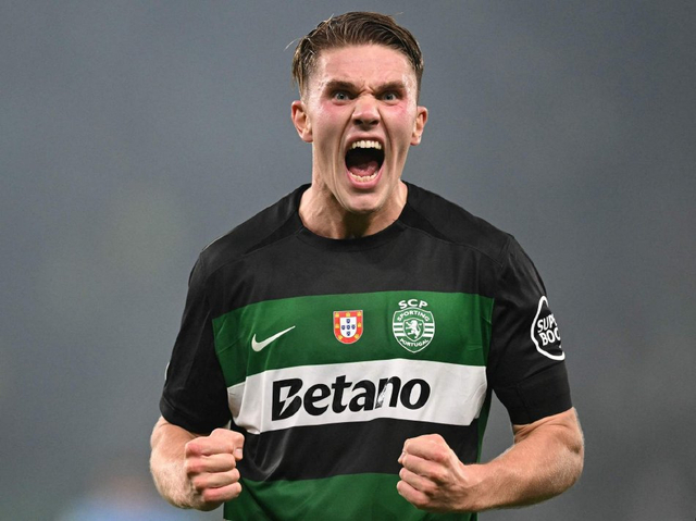 皇马主场1-2不敌曼城，赛后伯纳乌球场响起嘘声（曼城客场2-1击败皇马，赛后伯纳乌嘘声四起）