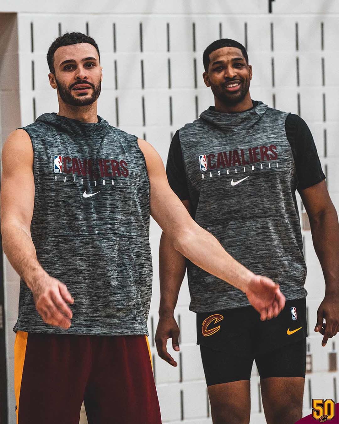 图拉姆对伤兵满营利物浦保持警惕期待国际米兰在欧冠联赛接受考验（图拉姆警惕伤兵缠身的利物浦，盼国际米兰在欧冠迎来检验）