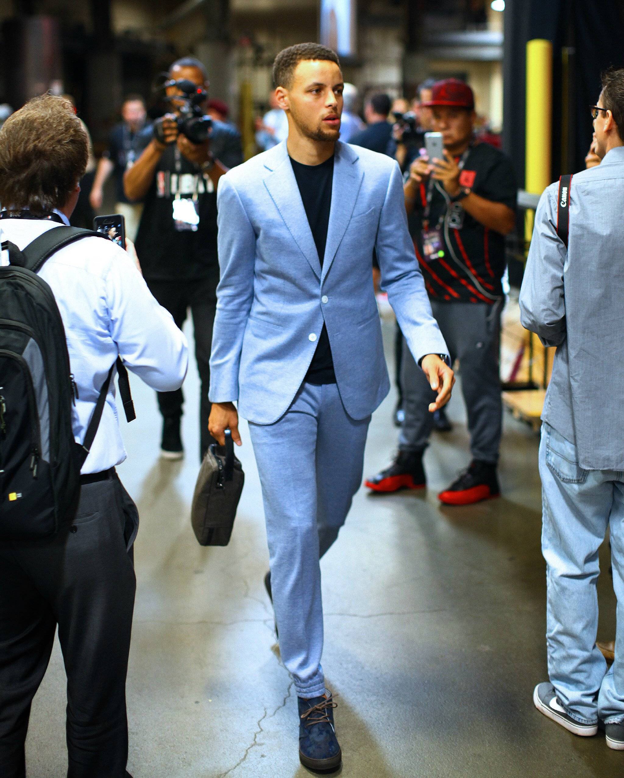 剑南春｜国米2-0客胜比萨，劳塔罗梅开二度，巴雷拉送助攻（剑南春｜国米客场2-0击败比萨，劳塔罗双响，巴雷拉献助攻）