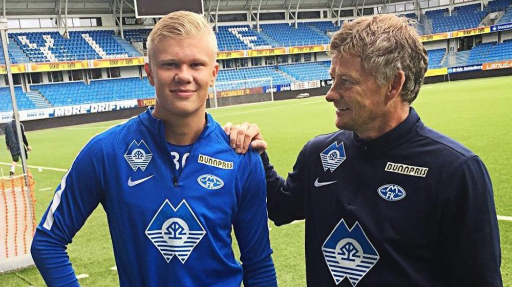 媒体人：海牛称兰克尔·泽经常擅自离队、缺席训练，因此拒绝续约（媒体人透露：海牛因兰克尔·泽屡次擅自离队缺训，决定不再续约）