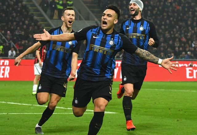 半场战报：海牛1-0三镇，兰克尔-泽补射得分（半场速报：海牛暂1-0领先三镇，兰克尔-泽补射建功）