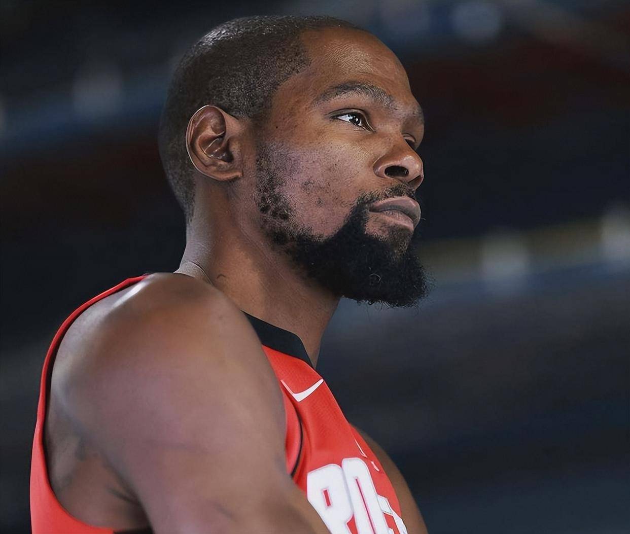 维埃里谈德比：也许国米应该踢得难看一点然后多进几个球（维埃里谈德比：国米不妨踢得务实些，多进几个球）