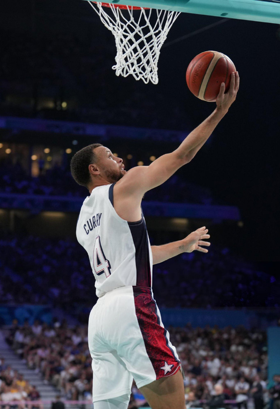 勇士主场再度锁定胜局（勇士主场再度收下胜利）