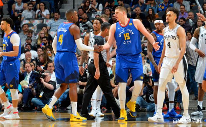 浮嶋敏：对手的阵型与我们预测不同，球员花了一些时间去适应（浮嶋敏：对手阵型出乎预期，球员花了些时间完成适应）