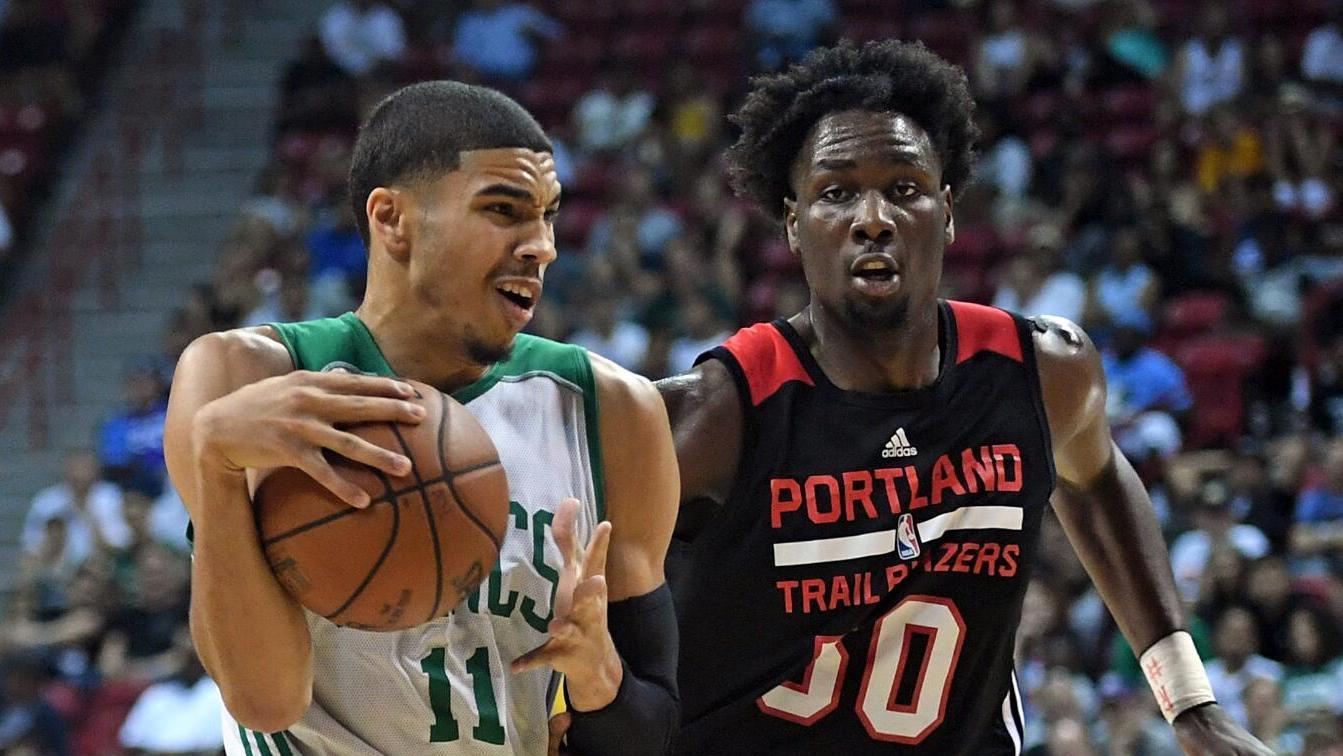 世体：梅西在进入诺坎普前没联系巴萨的任何人请求许可（世体：梅西在入诺坎普前未向巴萨任何人请示）