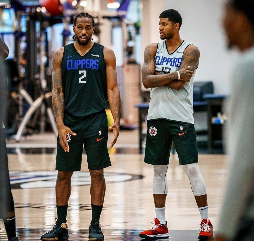 篮球火箭球员三分准度下滑引担忧（火箭球员三分命中率走低引发担忧）