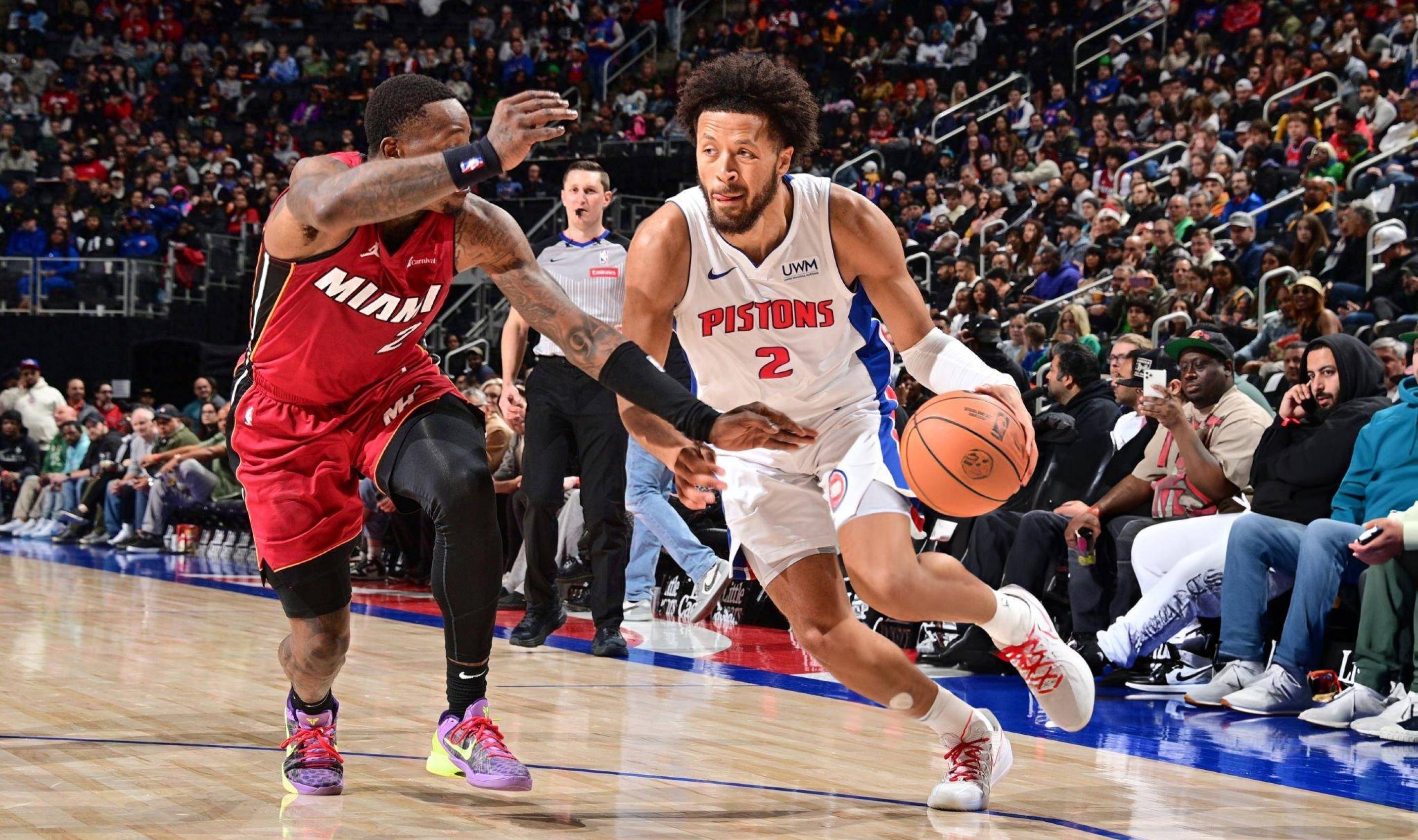 双双无缘，喀麦隆是参加世界杯最多的非洲队，尼日利亚赢球最多（双双出局：非洲世界杯出场最多为喀麦隆，胜场最多属尼日利亚）