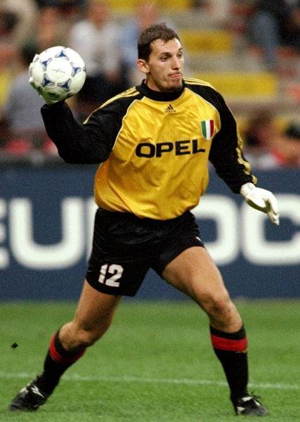 Sacha：巴黎没和布阿迪接触也没达成协议，里尔要价1亿（Sacha：巴黎既未与布阿迪接触也未达成协议，里尔要价1亿）