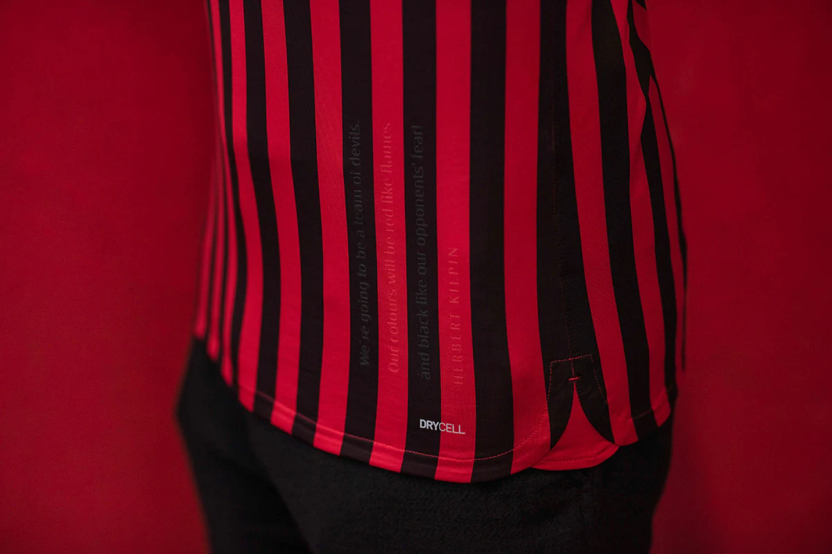 纳尼：若C罗参加明年世界杯并夺冠，那将是其生涯最完美的终点（纳尼称：若C罗出战明年世界杯并捧杯，将为其生涯画上最完美句号）