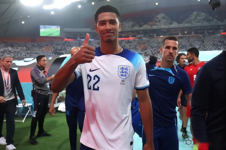 马洛塔谈出售阿什拉夫：决定很艰难，但为了俱乐部不得不这样（马洛塔：卖走阿什拉夫很痛苦，但为俱乐部必须如此）